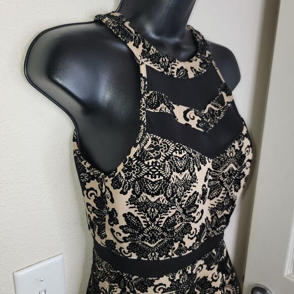 Windsor Damask Print flocked mini fit and flare cocktail dress size Small - Picture 3 of 7